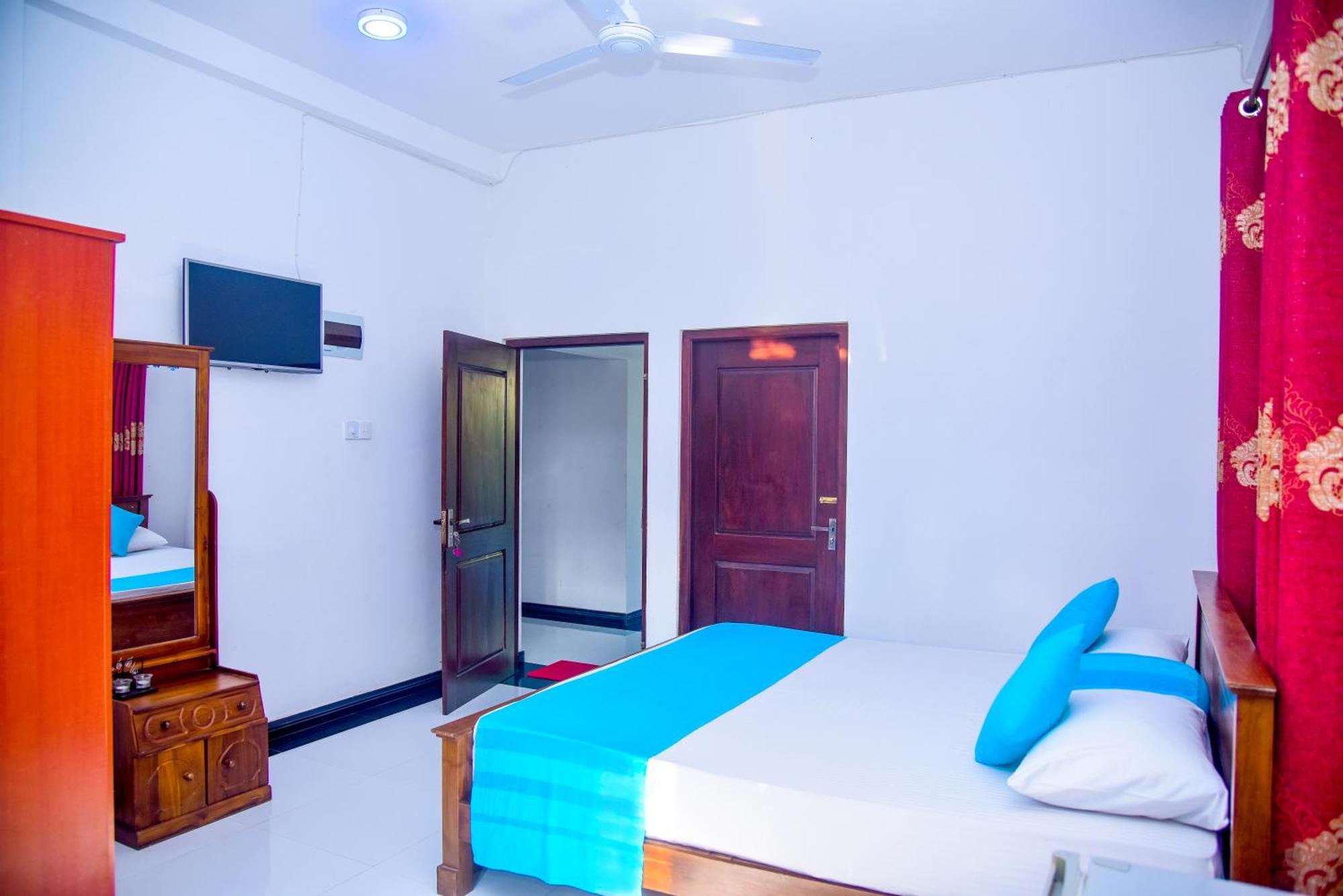 City Beach Apartment Bentota Exterior photo
